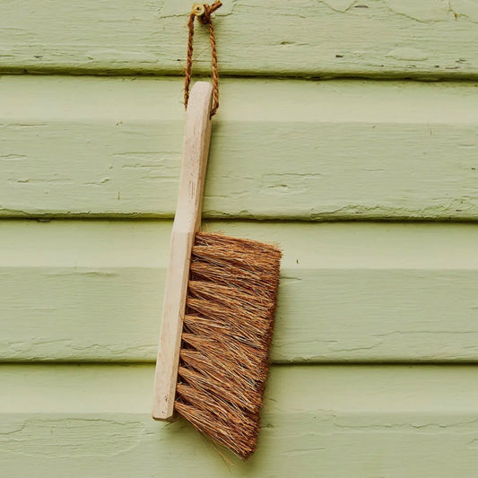 Dusting Brush With Handle