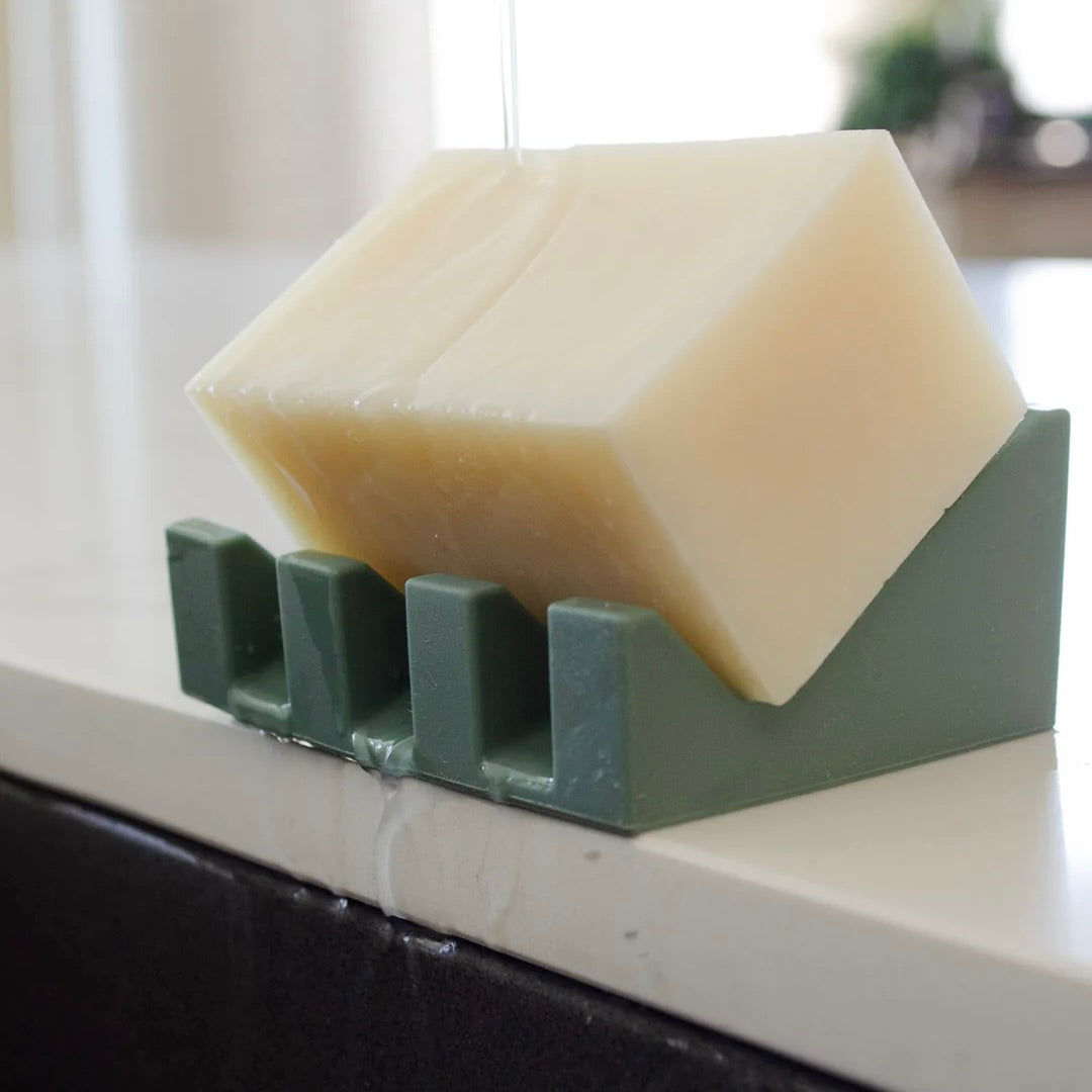 Silicone Draining Soap Dish [Me Mother Earth]